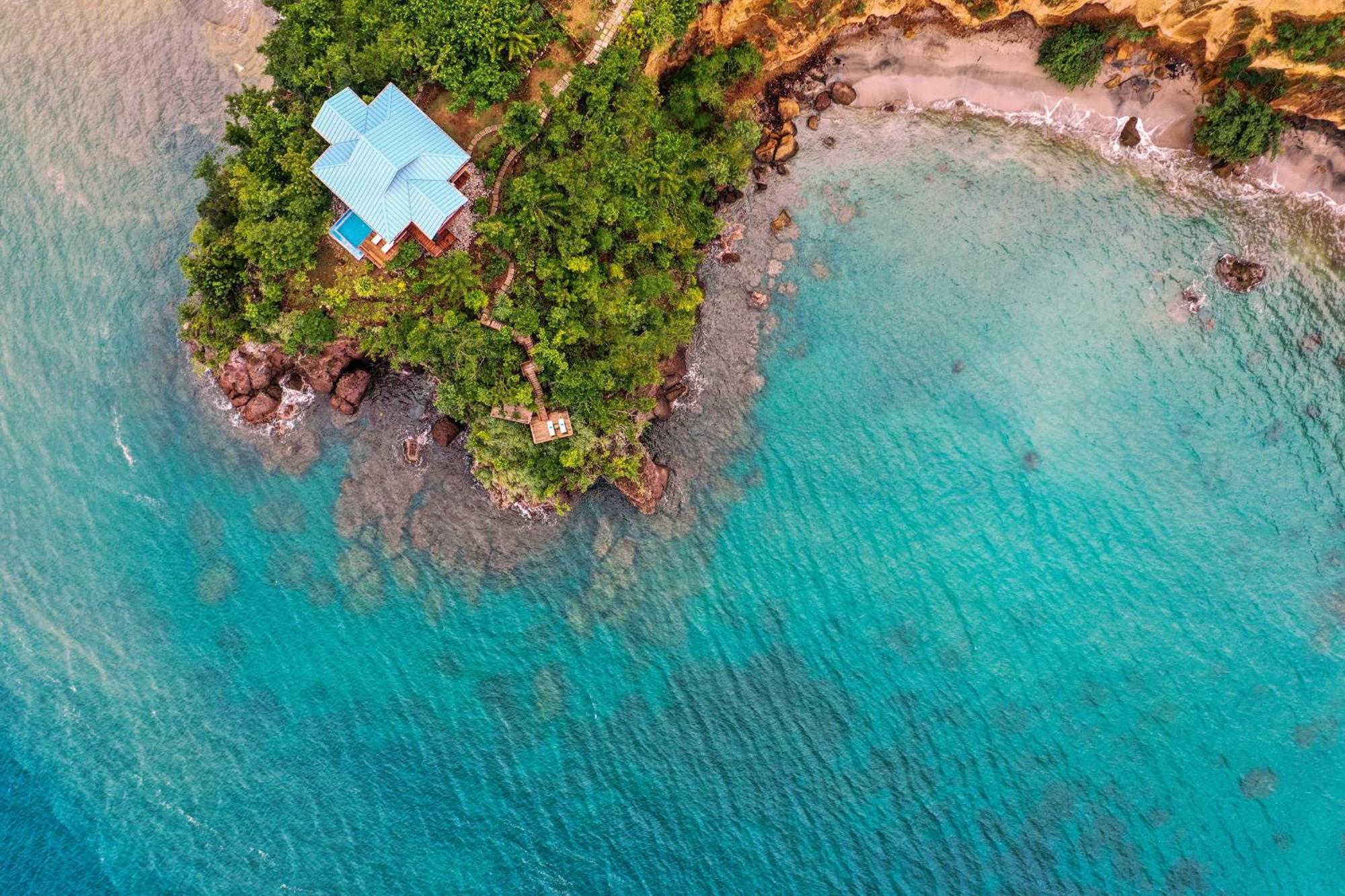 Hotel Secret Bay Portsmouth Esterno foto